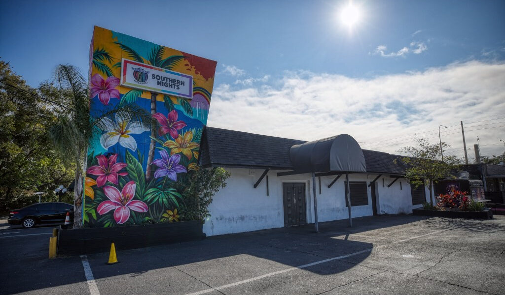 El esposo del ex dueño de un club de Orlando se declara culpable de intentar atraer a una adolescente para tener relaciones sexuales