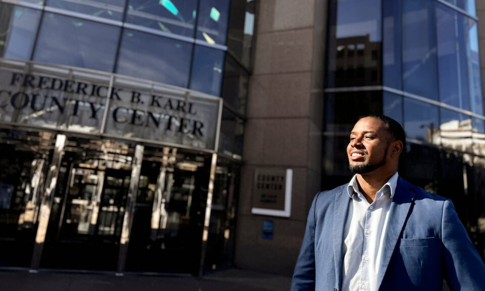 Uno de los influencers gastronómicos más populares de Tampa se postula para alcalde