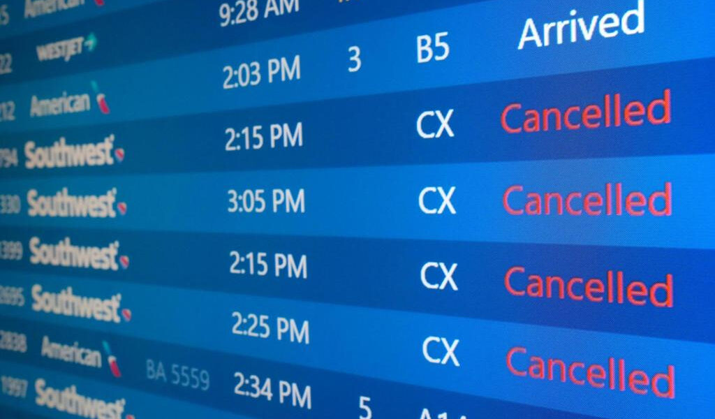 Las cancelaciones se acumulan en Orlando y otros aeropuertos de Florida debido a las tormentas del noreste