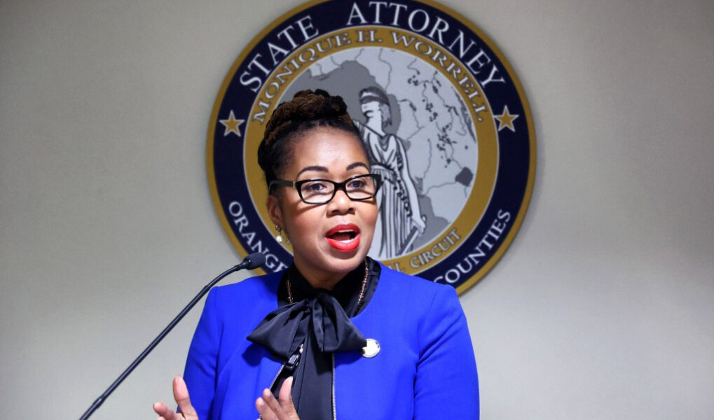 Presunto asesino de tres turistas de Kissimmee acusado de asesinato en primer grado