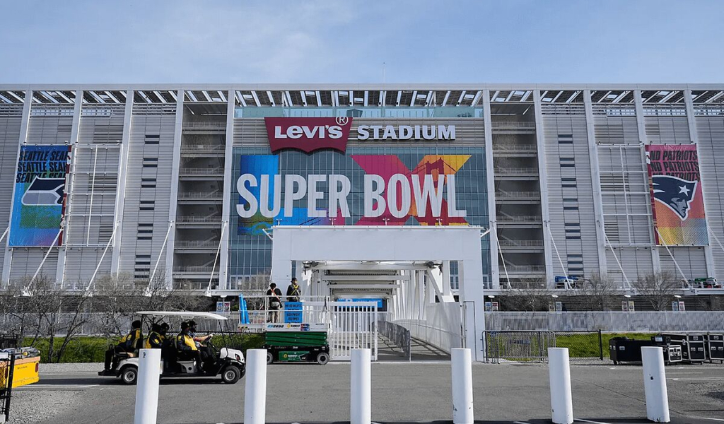 Cunto dura el Super Bowl y por qu se alarga? Promedio del evento y los juegos ms largos de la NFL