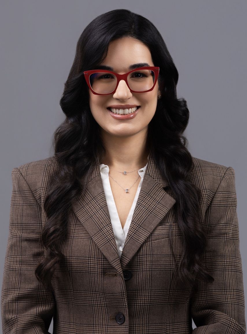 Liliana Gómez, abogada de inmigración del sur de la Florida. Propietaria de Gomez Quiles & Law. Liliana Gómez, abogada de inmigración del sur de la Florida. Propietaria de Gomez Quiles & Law.