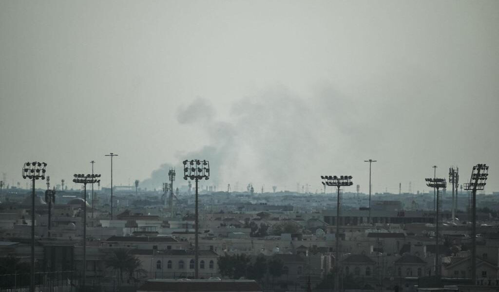 Estados Unidos sufre las primeras muertes en la guerra a medida que se amplían los contraataques de Irán