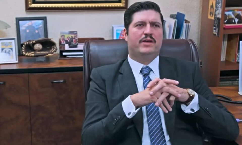 Muchos creen que ‘La oficina’ es una «cagada», pero la crítica mexicana se rinde ante ella: «No se parece a lo que vimos con Ricky Gervais»