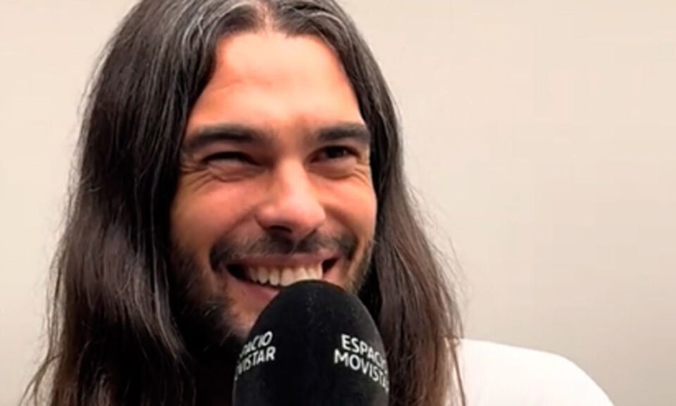 Oliver Laxe confiesa que no consigue terminar de ver esta obra maestra del cine: «Sale el trineo y ya me duermo»