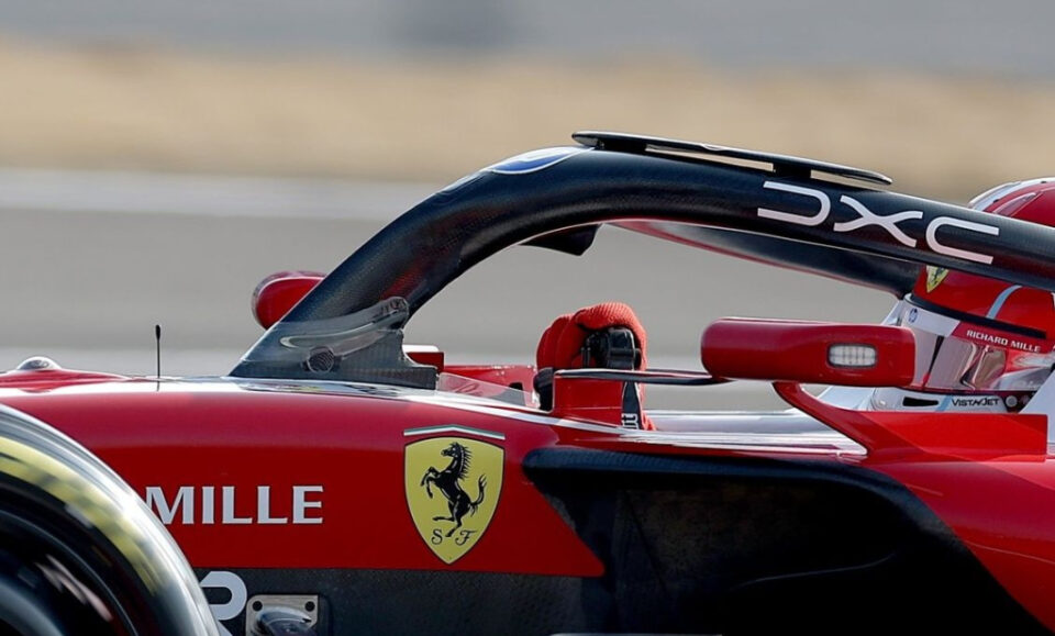 Por qué Ferrari desapareció la aleta del Halo que parecía un parabrisas en China