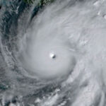 Un ‘súper El Niño’ podría formarse a finales de este año. Así es como afectaría la temporada de huracanes.