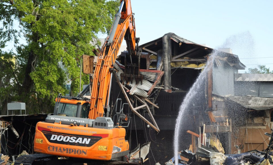 La discoteca Pulse es demolida, casi 10 años después del tiroteo masivo
