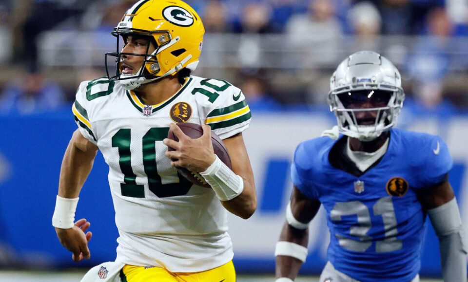 Packers sorprenden en Thanksgiving a los Lions con Jordan Love