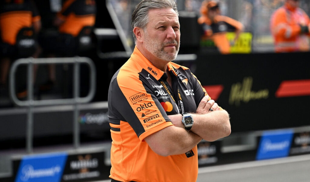 «Vamos a ganar carreras»: Zak Brown insta a McLaren a reorganizarse