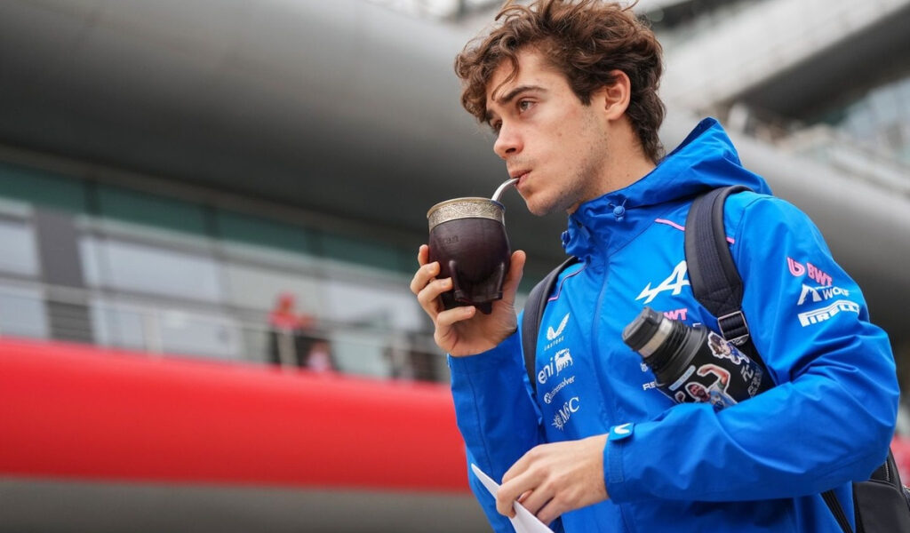 Colapinto destaca el trabajo en Alpine: «Estoy impresionado con las mejoras del equipo»