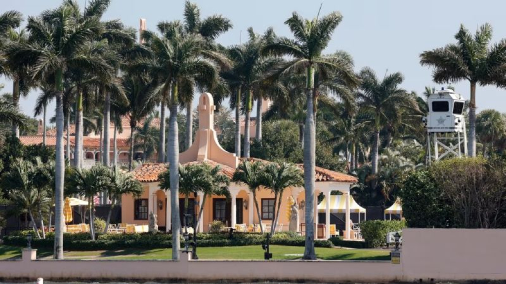 Los demócratas de Florida esperan arrebatar a los republicanos un distrito legislativo estatal que incluye Mar-a-Lago | CNN