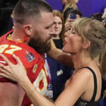 Taylor Swift estar con Travis Kelce en el desfile de los Chiefs del Super Bowl 2024?