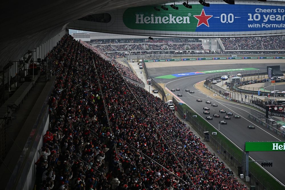 El interés por la F1 en China ha crecido desde la pandemia, con el Gran Premio de China 2026 agotando entradas y estableciendo una nueva cifra de asistencia de 230.000 espectadores.