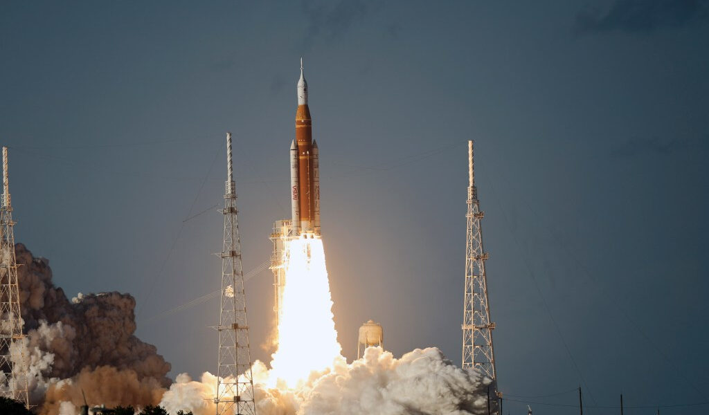 Imágenes: Artemis II se lanza en una misión histórica