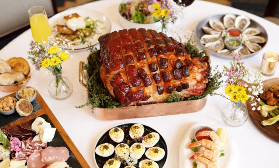 ¡Actuar de una manera exagerada! Las opciones de comida de Pascua en Orlando son excelentes