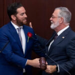 Maxwell: los legisladores republicanos critican a los sindicatos de docentes y miman a los sindicatos de policías