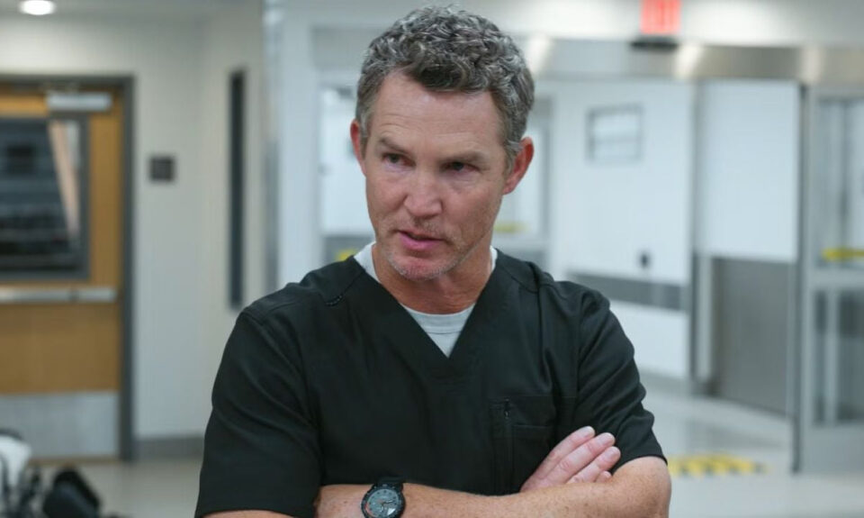 La escena eliminada de ‘The Pitt’ que habría confirmado uno de los flirteos más obvios del hospital