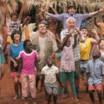 Leo Harlem y dos bebés, nada puede salir mal: llega solo a los cines ‘La familia Benetón +2’