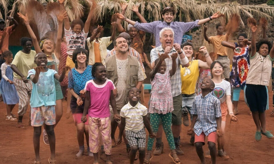 Leo Harlem y dos bebés, nada puede salir mal: llega solo a los cines ‘La familia Benetón +2’