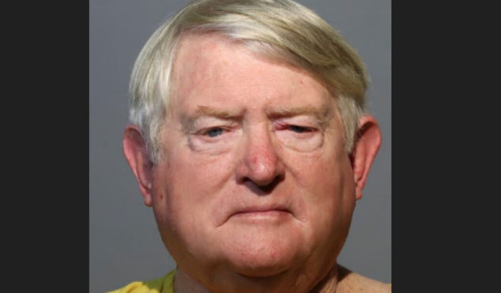 La compañía de fianzas Orange ayudó al propietario a obligar a mujeres encarceladas a tener relaciones sexuales, según afirma una demanda