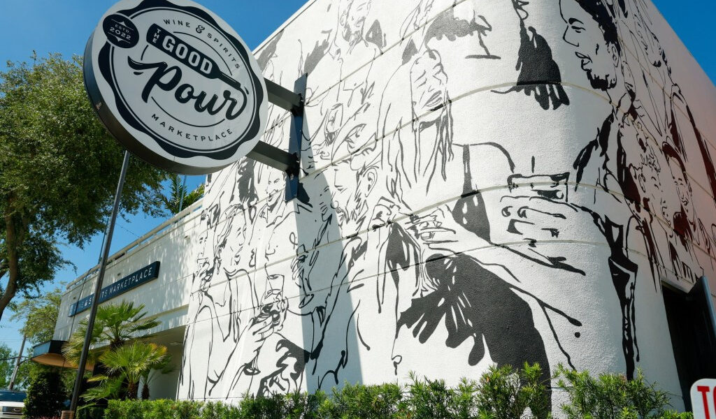 Los fundadores llevan su combinación de vinos, licores y filantropía a más ciudades de Florida Central