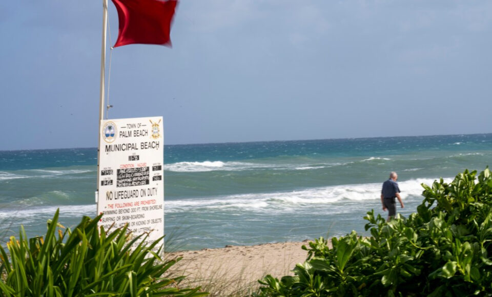 ‘Era un héroe’: el padre que se ahogó en Cocoa Beach ayudó a salvar a su hijo atrapado en la corriente de resaca