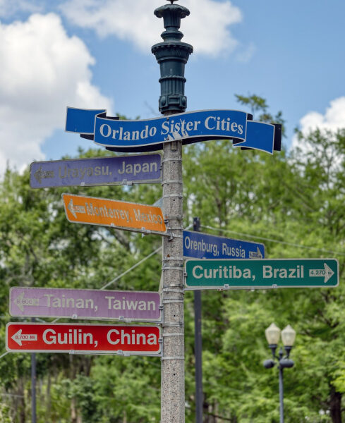 Un grupo de dinero oscuro está detrás de un proyecto de ley para poner fin a los programas de ciudades hermanas con China