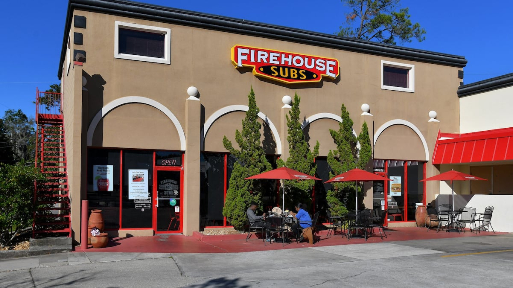 ¿Te llamas Mike? Firehouse Subs quiere que pruebes su nuevo sándwich