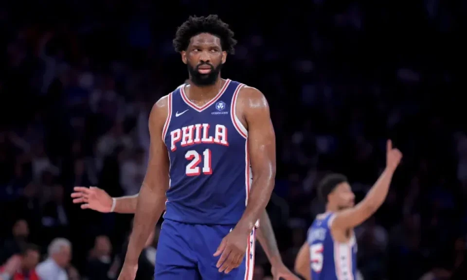 Por qué no juega Joel Embiid hoy: la lesión que le impide estar en Philadelphia 76ers vs. New York Knicks | Sporting News