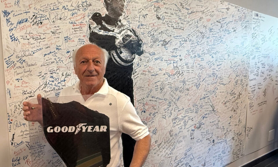 Un comisario de pista guardó por 32 años una pieza del Williams de Senna y ahora la donó