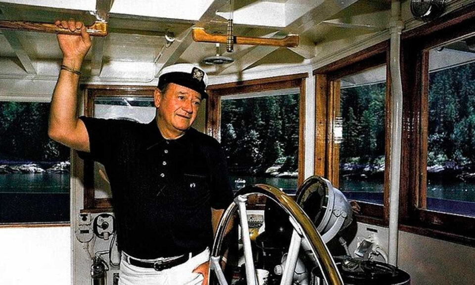 John Wayne rodó una película en España en 1963: vino en su yate privado y pasó todo el verano navegando por la costa