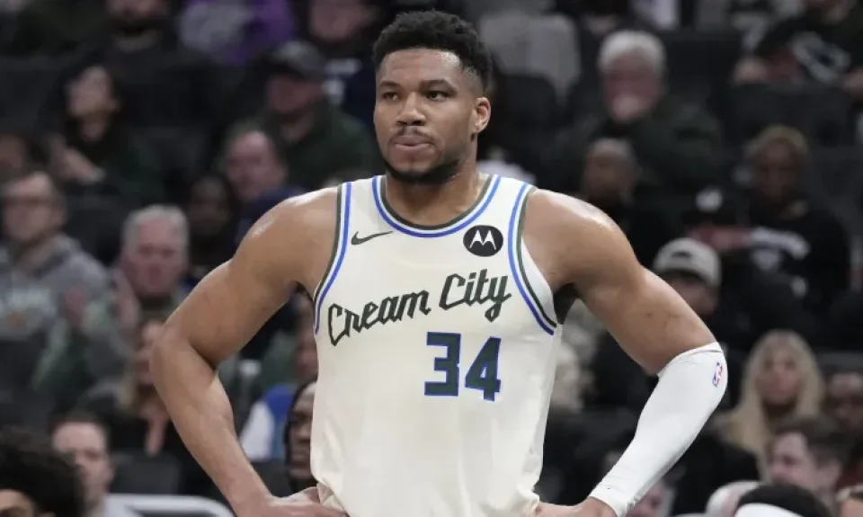 Milwaukee se inclina por traspasar a Giannis Antetokounmpo: Ofertas, posibles destinos y fecha para el canje | Sporting News