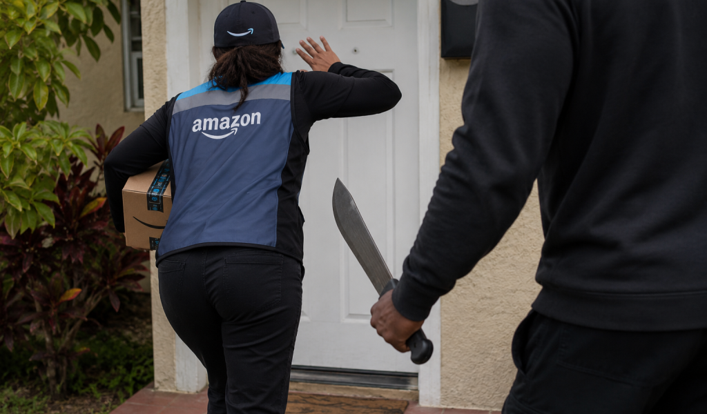 Terror en Miami Gardens: hombre atacó con un machete a repartidora de Amazon