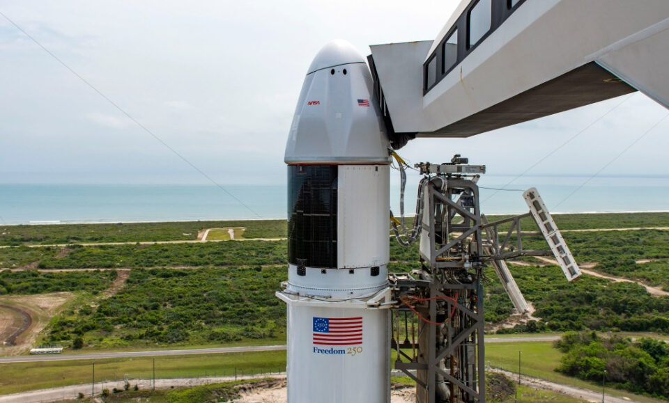 Es posible que se produzcan explosiones sónicas en el reintento del miércoles del lanzamiento de SpaceX a la estación espacial