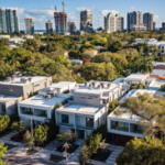 Casas “malditas” de Coconut Grove terminan en subasta tras fraude millonario