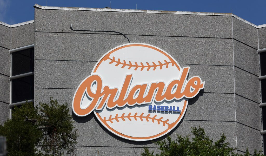 Cómo Orlando mantiene vivos sus sueños de béisbol de Grandes Ligas