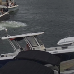 Pánico en Fort Lauderdale: bote fuera de control choca contra muelle lleno de personas