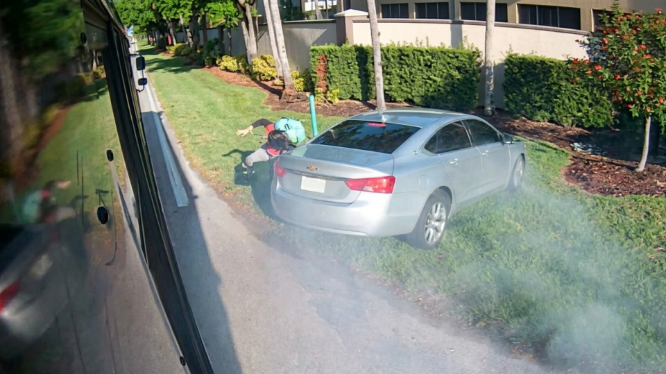 Video captó el aterrador momento en que conductora atropelló a estudiante en Florida