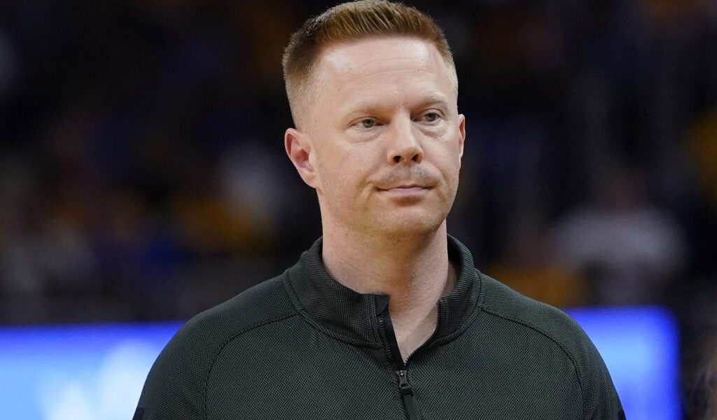 El entrenador entrante del Magic, Sean Sweeney, se dirigió a las Finales de la NBA con los Spurs