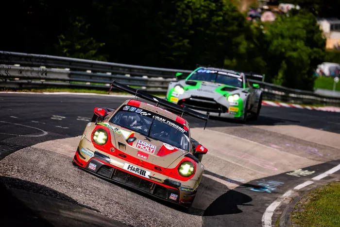 #5 BLACK FALCON Team EAE Porsche 911 GT3 R: Mustafa Mehmet Kaya, Thomas Kiefer, Gabriele Piana, Mike Stursberg