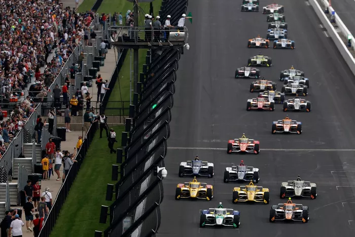 Caio Collet, AJ Foyt Enterprises Chevrolet, Romain Grosjean, Dale Coyne Racing Honda