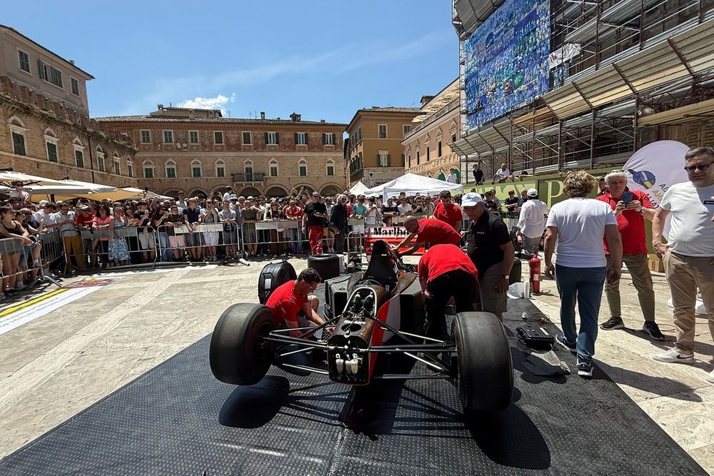 La McLaren di Senna ad Ascoli