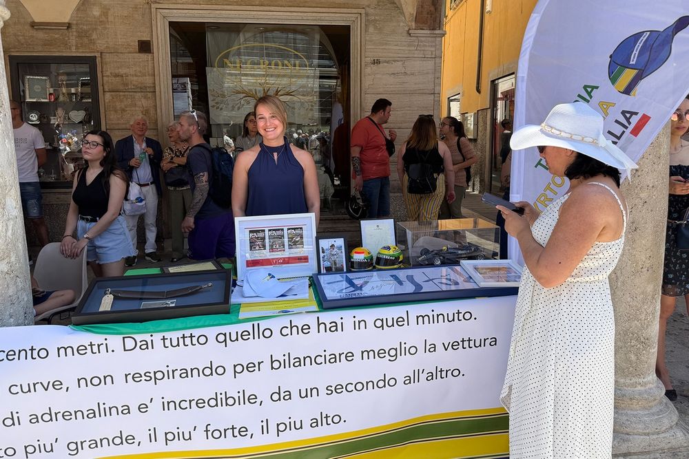 La Tifoseria Ayrton Senna Italia era presente all'evento di Ascoli Piceno con cimeli e memorabilia